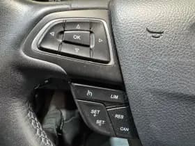 Ford Focus thumbnail 19