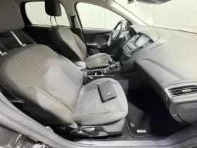 Ford Focus thumbnail 24