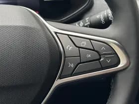 Renault Clio thumbnail 13