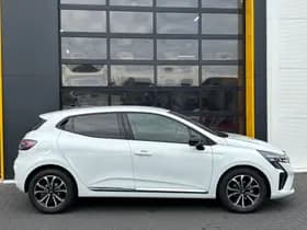 Renault Clio thumbnail 3