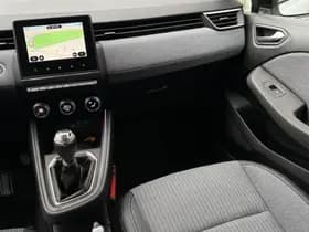 Renault Clio thumbnail 22