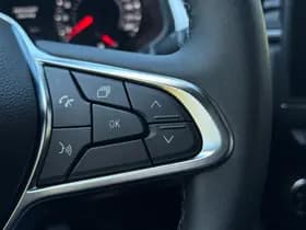 Renault Captur thumbnail 17