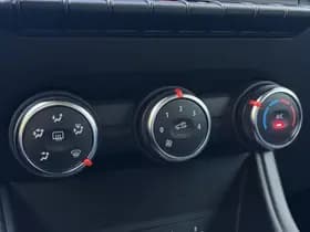 Renault Captur thumbnail 21