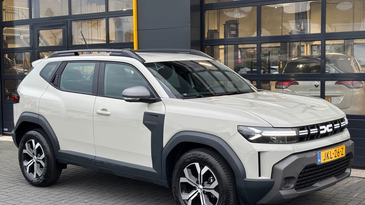 Dacia Duster — foto 1