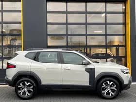 Dacia Duster thumbnail 3