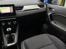 Renault Captur thumbnail 23