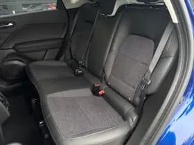 Renault Captur thumbnail 6