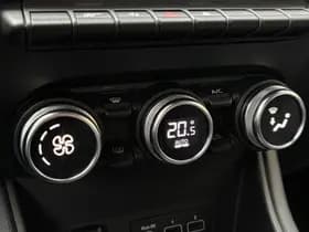 Renault Captur thumbnail 17