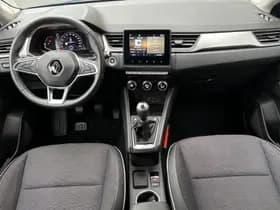 Renault Captur thumbnail 10