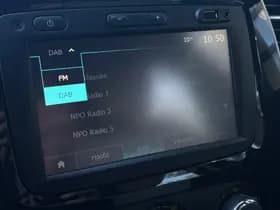 Renault Captur thumbnail 16