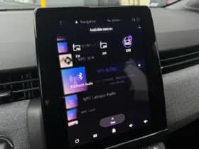 Renault Clio thumbnail 25