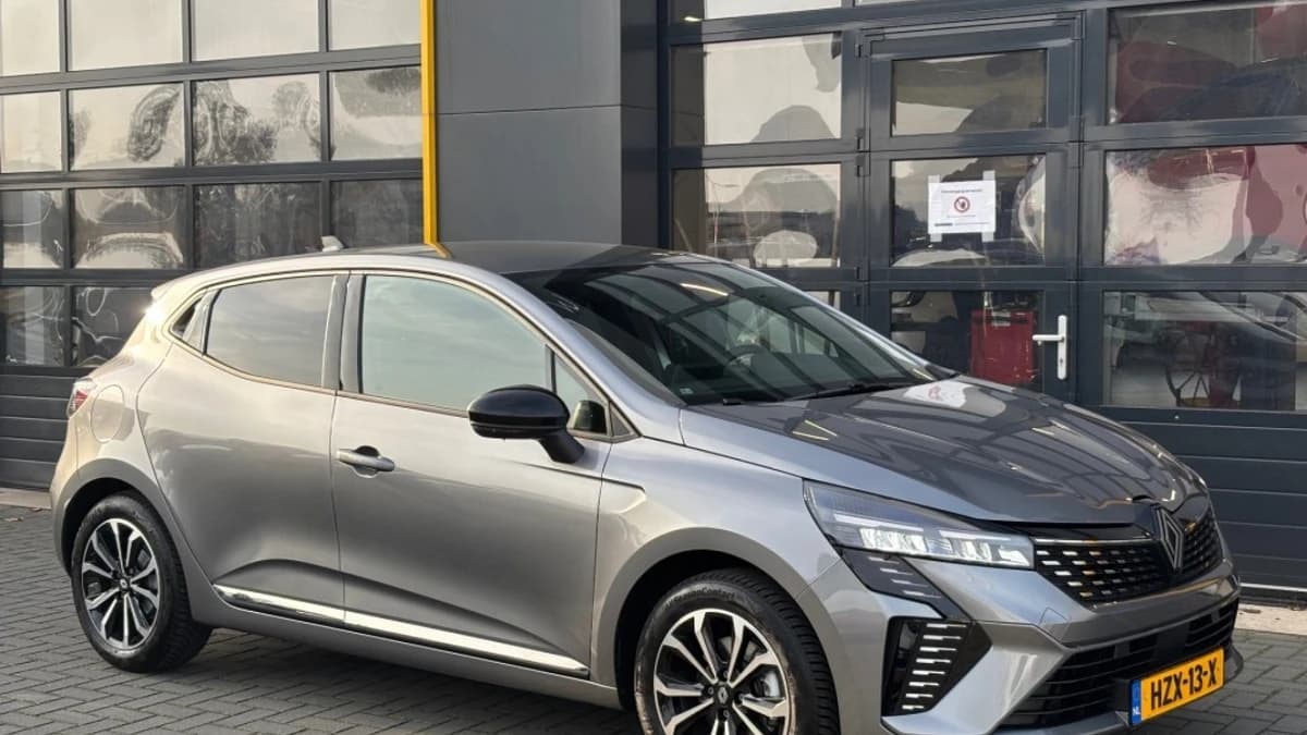 Renault Clio — foto 1