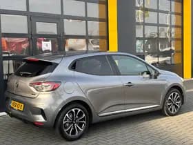 Renault Clio thumbnail 8