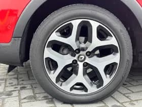 Renault Captur thumbnail 14