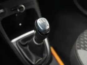 Renault Captur thumbnail 15