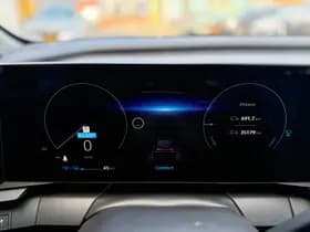 Renault Mégane E-Tech thumbnail 18
