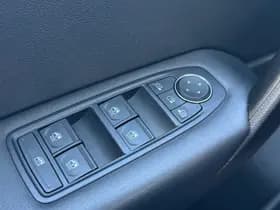 Renault Captur thumbnail 14