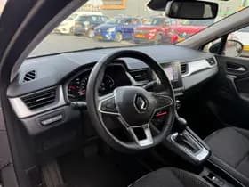 Renault Captur thumbnail 2