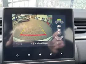 Renault Captur thumbnail 11
