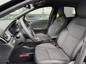 Renault Captur thumbnail 8