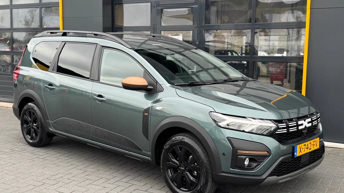 Dacia Jogger — foto 1