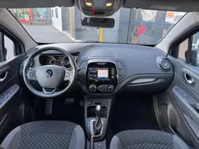Renault Captur thumbnail 2