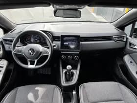 Renault Clio thumbnail 2