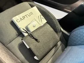 Renault Captur thumbnail 6