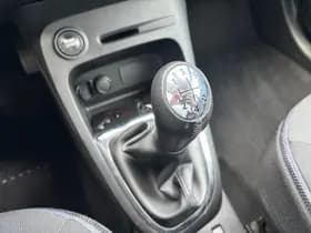 Renault Captur thumbnail 22