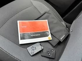 Renault Captur thumbnail 23