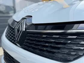 Renault Clio thumbnail 17