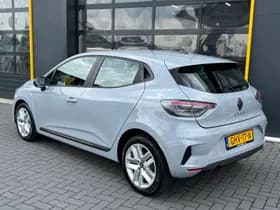 Renault Clio thumbnail 7