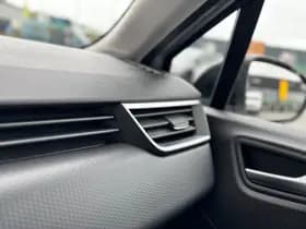 Renault Clio thumbnail 15