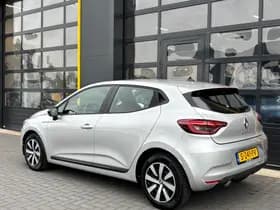 Renault Clio thumbnail 3
