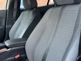 Peugeot 2008 PureTech 130 Allure thumbnail 28