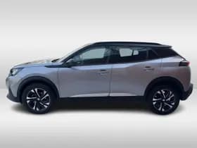 Peugeot 2008 PureTech 130 Allure thumbnail 5