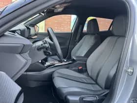 Peugeot 2008 PureTech 130 Allure thumbnail 8