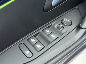 Peugeot E-208 EV GT Pack 50 kWh thumbnail 28