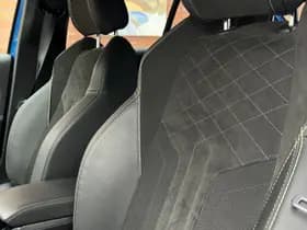 Peugeot E-208 EV GT Pack 50 kWh thumbnail 29