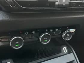 Citroën Ë-C4 So Black 50 kWh thumbnail 17