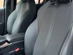 Peugeot 208 Hybrid 110 e-DCS6 GT thumbnail 26