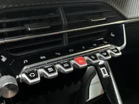 Peugeot E-2008 EV Allure Pack 50 kWh thumbnail 17