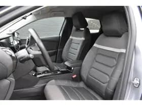 Citroën C4 Puretech 130 EAT8 Shine thumbnail 2