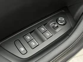 Peugeot 508 SW HYbrid 225 GT thumbnail 32