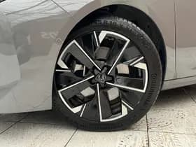 Peugeot 508 SW HYbrid 225 GT thumbnail 5