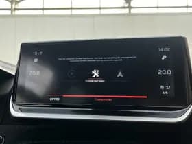 Peugeot 2008 PureTech 130 GT thumbnail 12