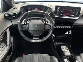 Peugeot 2008 PureTech 130 GT thumbnail 10