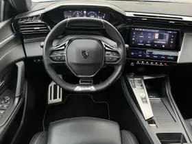 Peugeot 308 Plug-in Hybrid 225 GT thumbnail 11