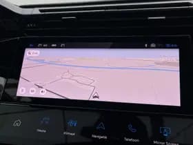 Peugeot 308 Plug-in Hybrid 225 GT thumbnail 17