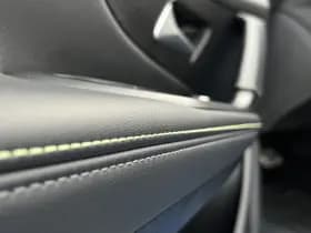 Peugeot 308 Plug-in Hybrid 225 GT thumbnail 35